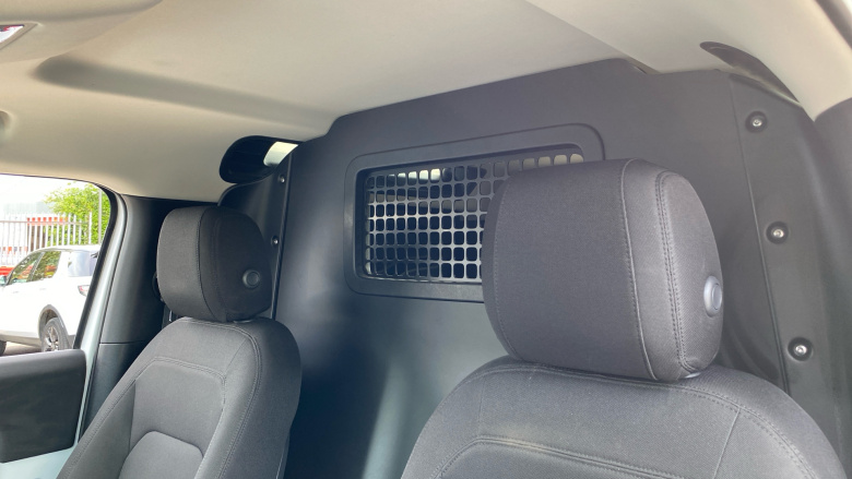 Land Rover Defender 90 Diesel 3.0 D250 Hard Top Auto